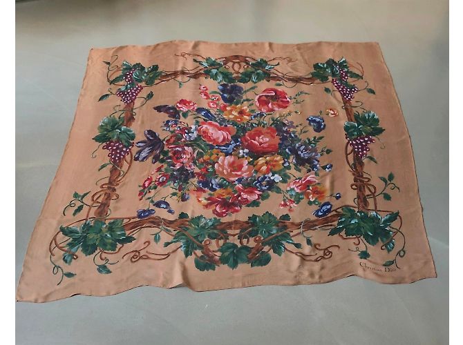 Stola fiori sciarpa di seta "Christian Dior" 130*125 Marrone Multicolore - vista 5