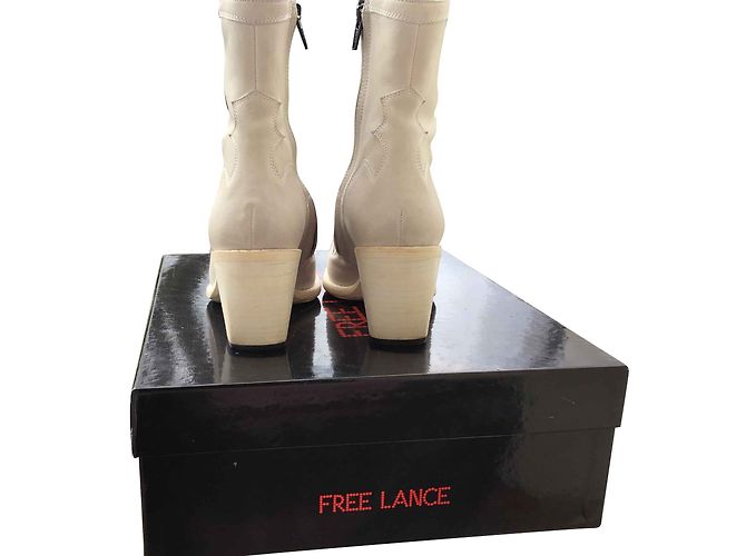 Free Lance ALMA 7 - Ansicht 2