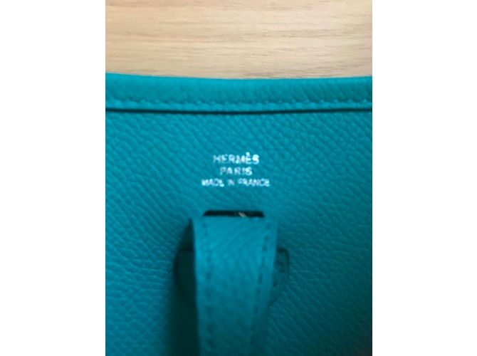 Hermès Evelyne TPM Blue Peacock Epsom - vista 6