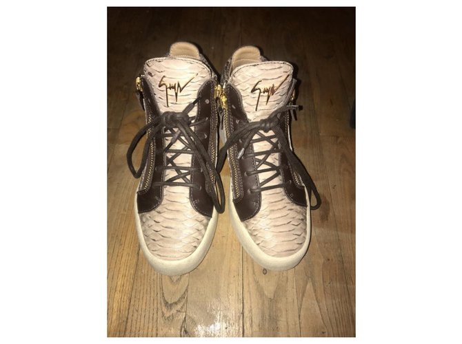 Giuseppe zanotti kriss python embossed Beige Marron foncé - vue 2