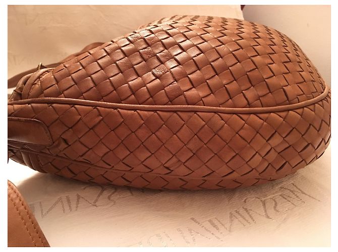 Bottega Veneta molto largo.valore 3000 Euro - vista 4