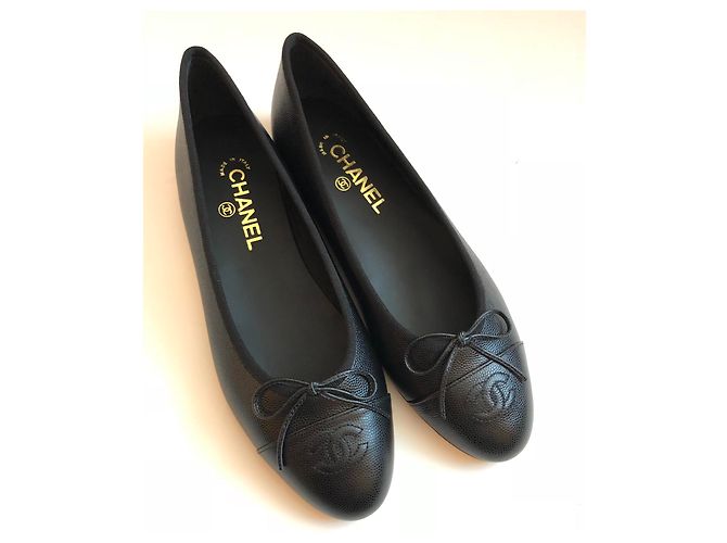 Chanel Ballerines en cuir noir taille 39 - vue 3