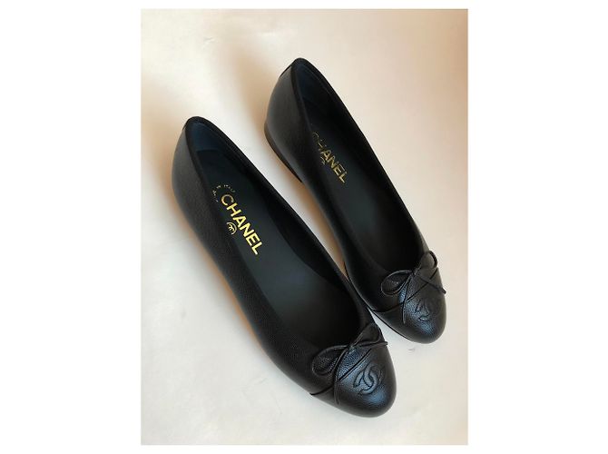 Chanel Ballerines en cuir noir taille 39 - vue 7