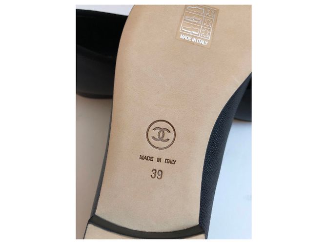 Chanel Ballerines en cuir noir taille 39 - vue 8