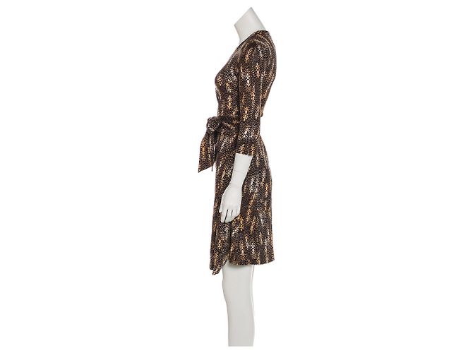 Diane Von Furstenberg Robe portefeuille en soie Julian DvF Marron Multicolore Caramel - vue 2