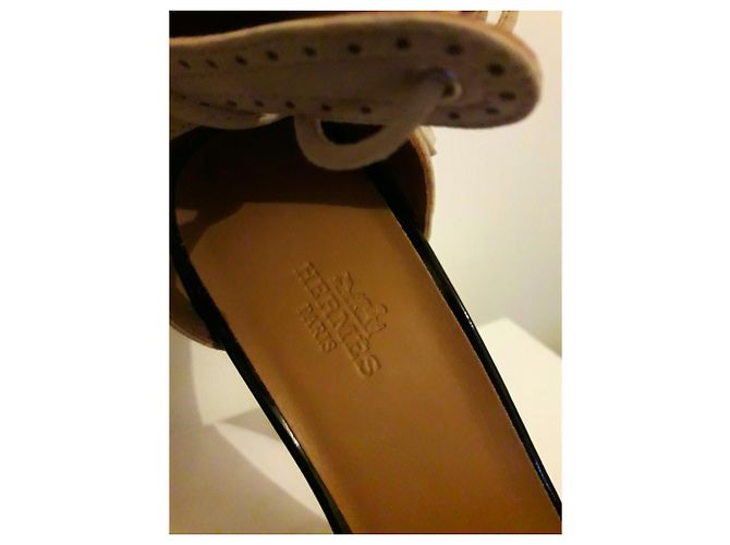 Hermès Sandalen Schwarz Beige - Ansicht 5