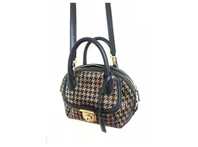 Borsa Salvatore Ferragamo Mini Flamma Nera e Oro Nero - vista 8