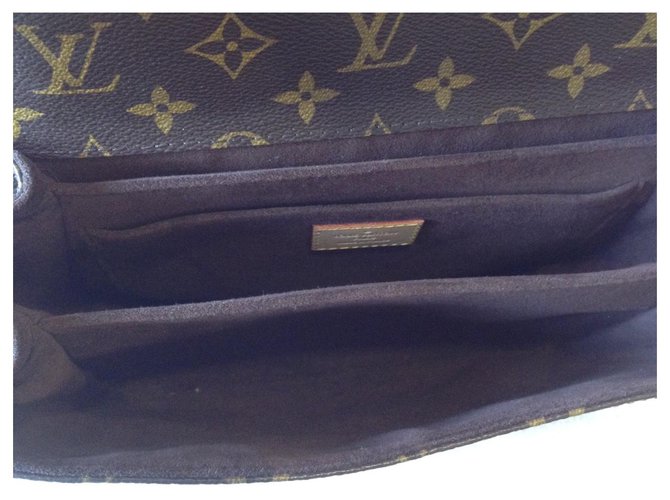 Borsa Louis Vuitton Metis Marrone - vista 3