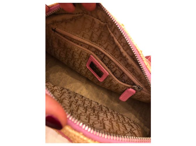Christian Dior, Bolsa de mimbre de edición limitada. Rosa - vista 3