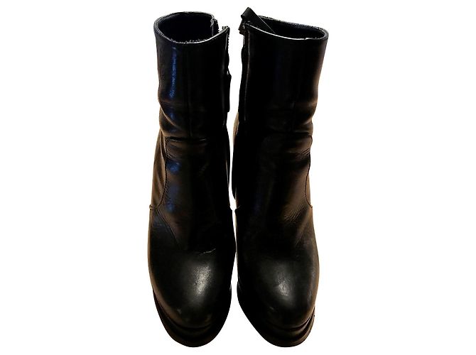 Zara-Stiefeletten mit schwarzem Leder - Ansicht 2