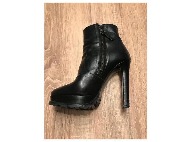 Zara-Stiefeletten mit schwarzem Leder - Ansicht 3