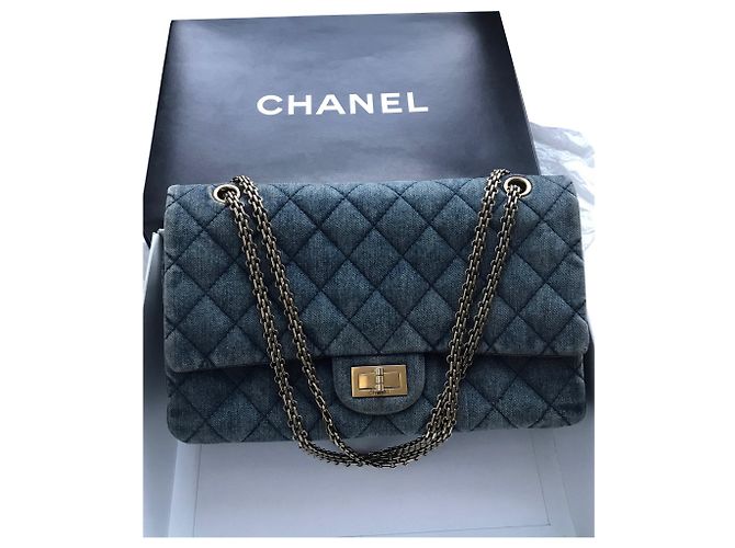 Chanel con scatola jumbo 2.55 Reissue 227 Blu - vista 2