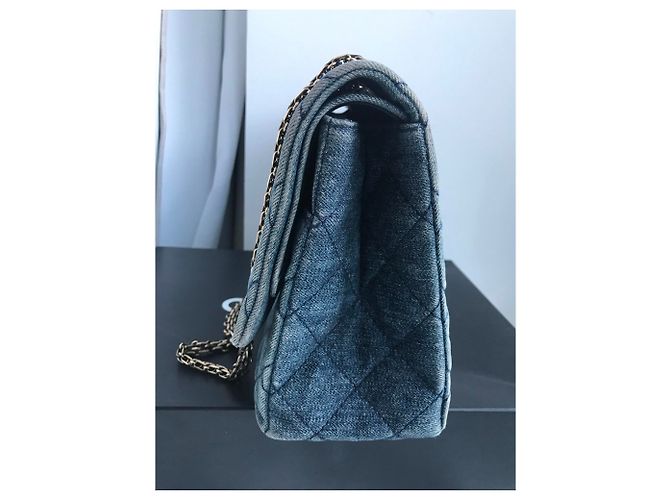 Chanel con scatola jumbo 2.55 Reissue 227 Blu - vista 6