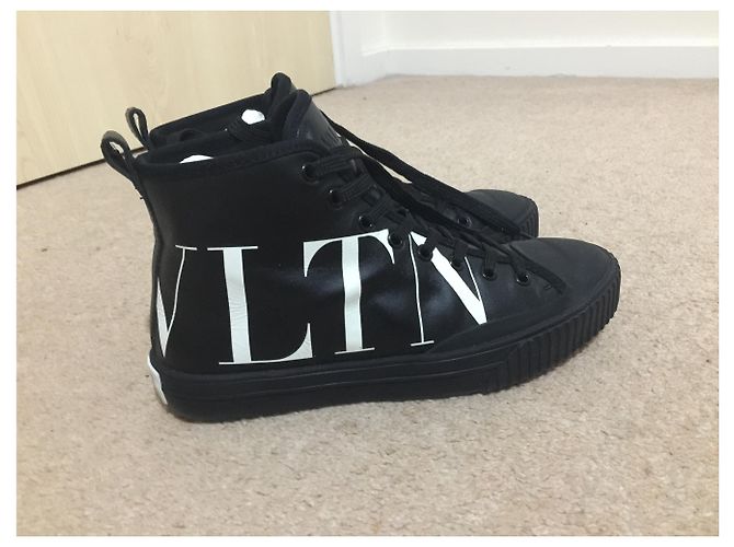 Valentino Garavani VLTN High-Top Sneaker Nero - vista 4
