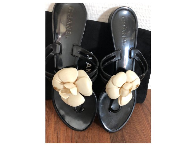 Chanel Infradito Camelia Nero - vista 6