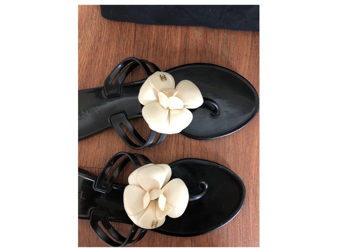 Chanel Infradito Camelia Nero - vista 7