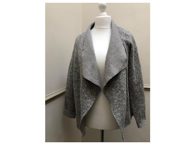 Majestic MAJESTOSO FILATURES PARIS CINZA CASACO DE COA REVESTIMENTO CARDIGAN - vista 3