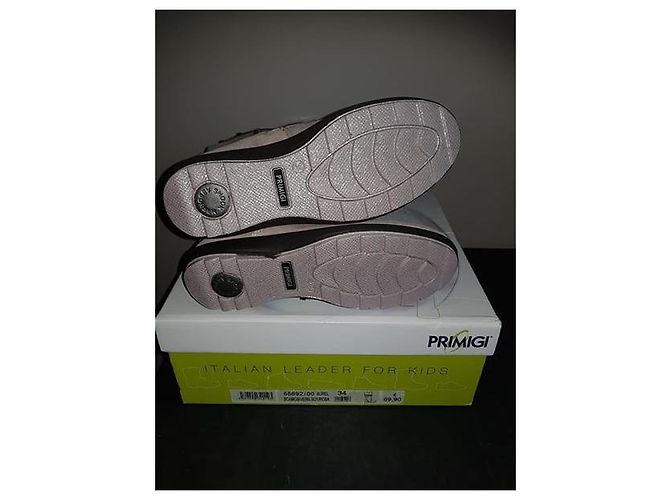 Autre Marque Bottines Primigi Beige en Daim de Cerf Taille 34 - vue 3