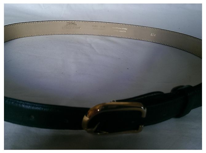 Cinturón Longchamp de cuero negro con hebilla dorada - vista 7