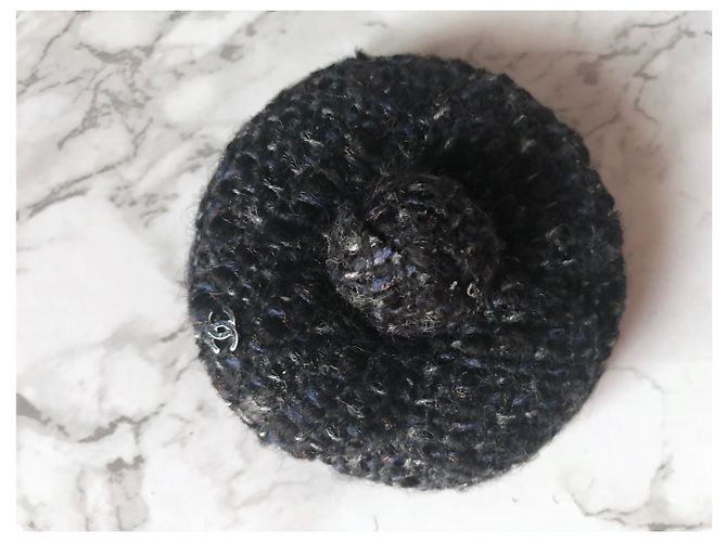 Chanel, Spilla Camelia tweed nero grigio - vista 6