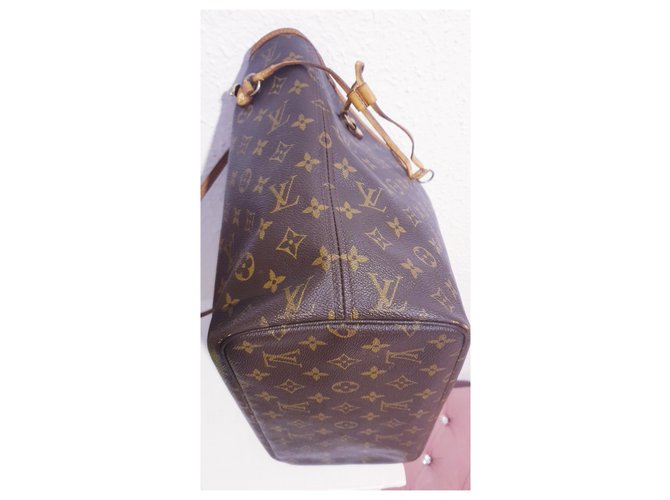 Louis Vuitton Neverfull MM Bag di Vuitton Caramello Marrone scuro - vista 16