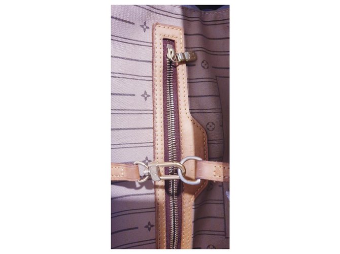 Louis Vuitton Neverfull MM Bag di Vuitton Caramello Marrone scuro - vista 19