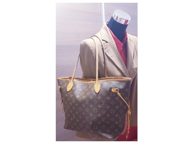 Louis Vuitton Neverfull MM Bag di Vuitton Caramello Marrone scuro - vista 20