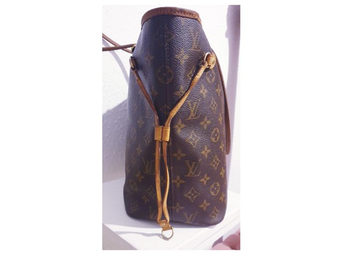 Louis Vuitton Neverfull MM Bag di Vuitton Caramello Marrone scuro - vista 8