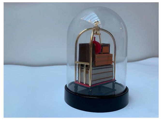 Louis Vuitton Exclusif VIP: Boule de neige chariot d'hôtel Marron Rouge - vue 3