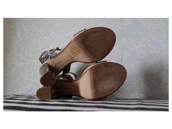 Michael Kors Sandalen mit Absatz - Ansicht 5