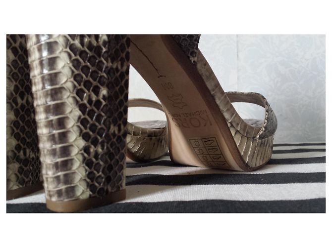 Michael Kors Sandalen mit Absatz - Ansicht 6