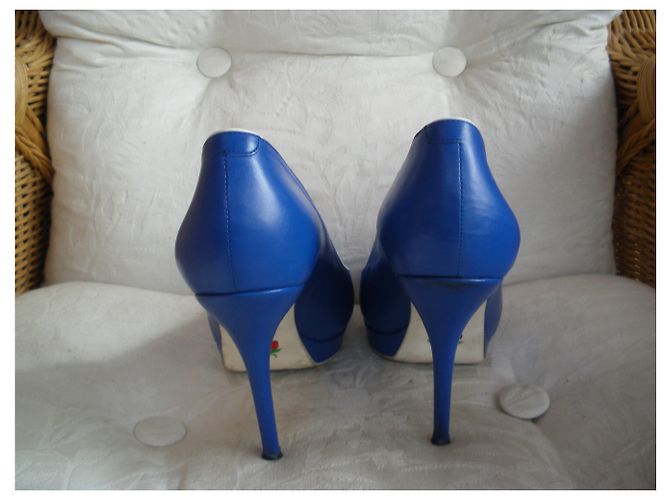 Décolleté Free Lance in pelle blu 39 - vista 4
