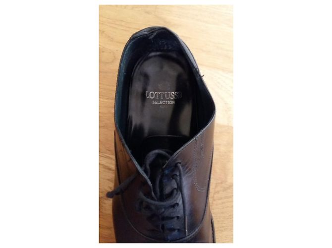 Autre Marque Chaussures à lacets en cuir noir - vue 2