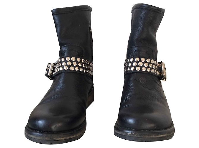Steve Madden Ankle Boots - view 2