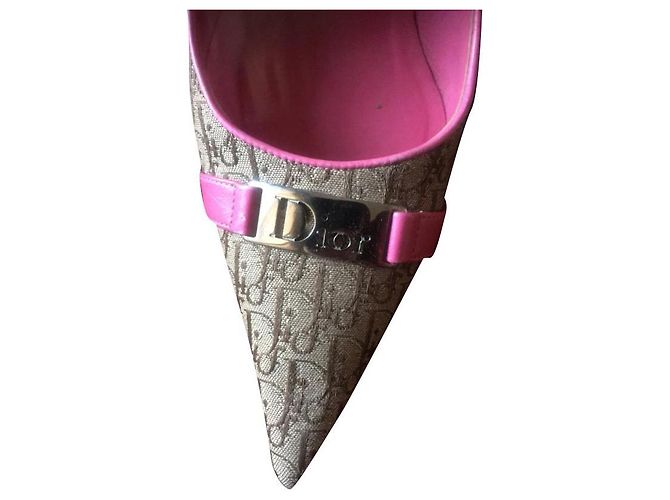 Décolleté Christian Dior in pelle fucsia 38 - vista 2