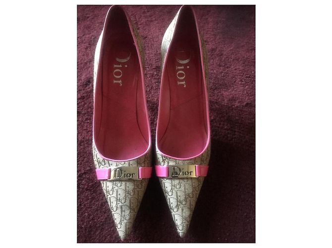 Décolleté Christian Dior in pelle fucsia 38 - vista 7