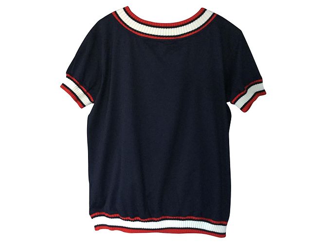 TOP MONCLER NUNCA TRABAJA - vista 2