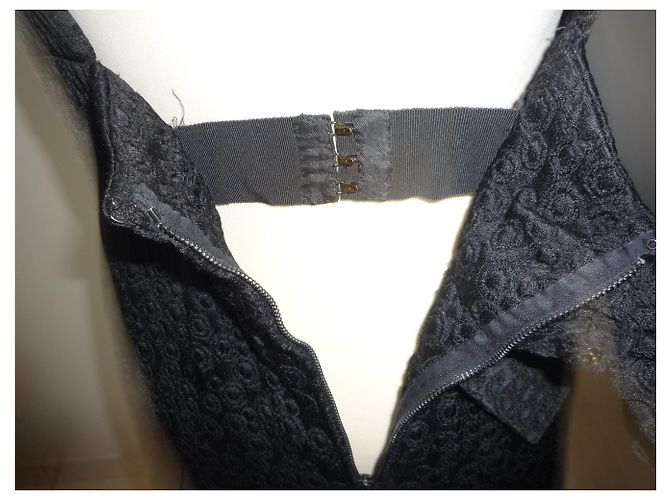 Autre Marque Schwarzes Kleid mit Blasenmuster im 60er Stil - Ansicht 5
