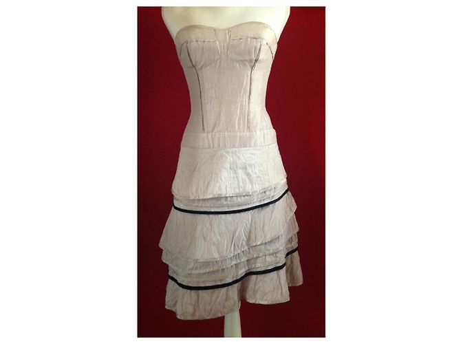 Vestido strapless com folhos Reiss em seda e linho rosa e preto - vista 4