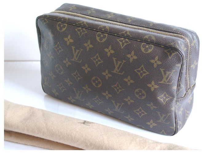 Louis Vuitton Vanity Case 28 Monogram Marrone - vista 3