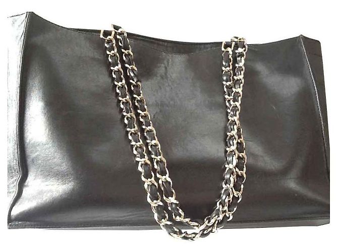 Bolso Chanel de cuero negro - vista 2