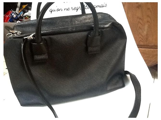 Bolso Marc Jacobs Antonia de cuero negro - vista 4