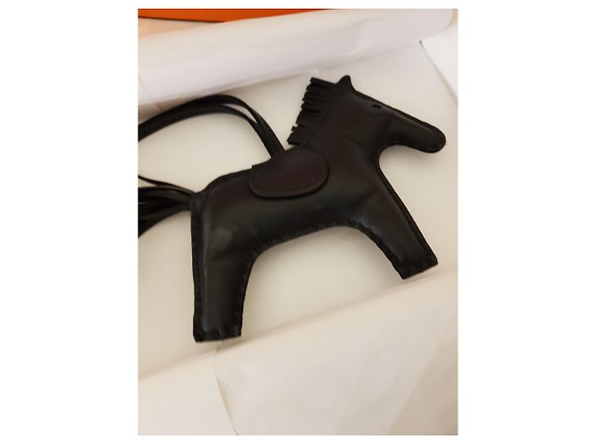 Hermès Rodeo So Black Charm per Borsa in Pelle Nero - vista 4