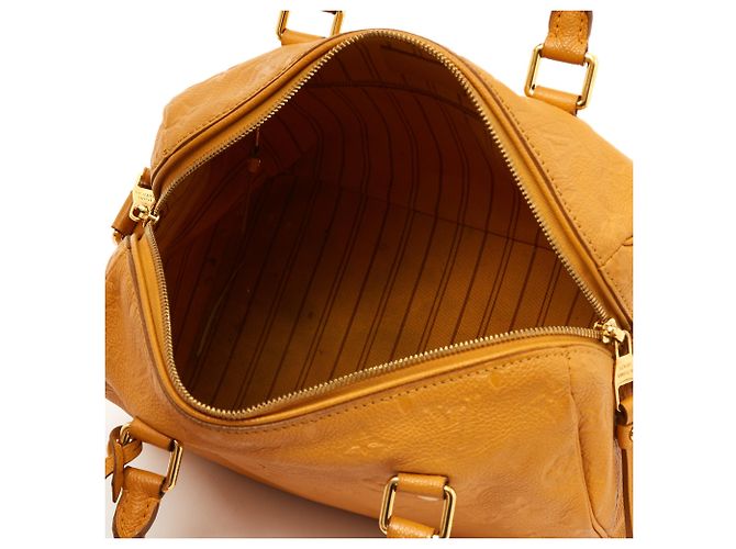 Speedy Louis Vuitton Tracolla veloce 25 Monogram Imprint Giallo - vista 8