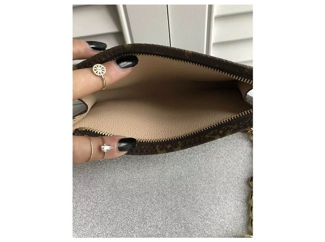 Bucket Louis Vuitton Pochette Marrone - vista 4