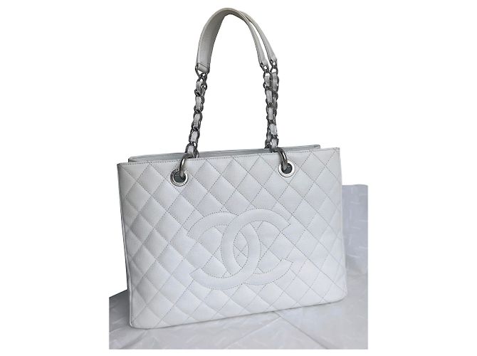 Chanel GST Grand Shopping Tote 34cm in pelle di caviale - vista 3