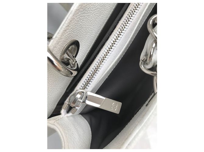 Chanel GST Grand Shopping Tote 34cm in pelle di caviale - vista 27