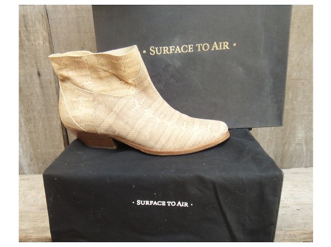 Botas Surface to Air Kim Boots V modelo2 Beige - vista 4