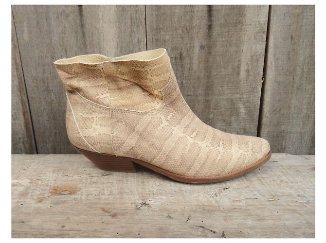 Botas Surface to Air Kim Boots V modelo2 Beige - vista 5