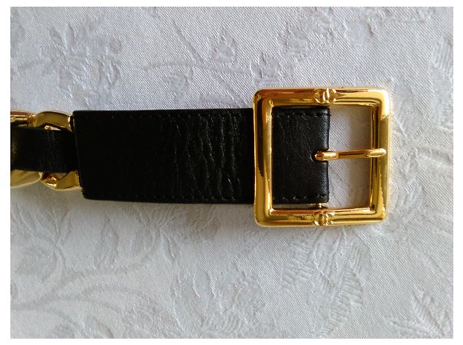 Cinturón de cuero con hebilla chapado en oro de CHANEL Negro Dorado - vista 4